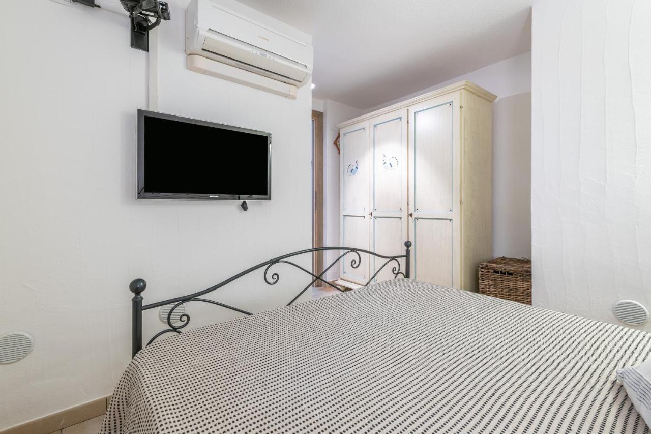 Casa Vacanza Il Bouganville Villasimius Buitenkant foto